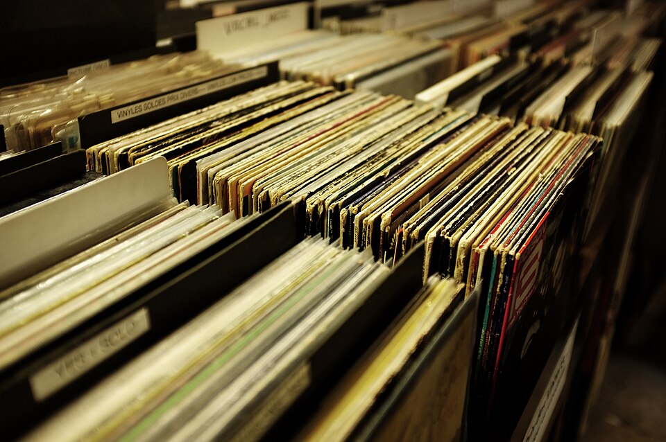 How to Sell Physical Music Direct to Fans Without a Distributor (Zero Inventory Model)